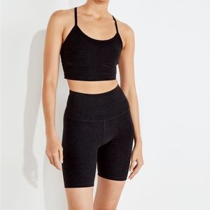 BEYOND YOGA | Biker Shorts Darkest Night sz Small